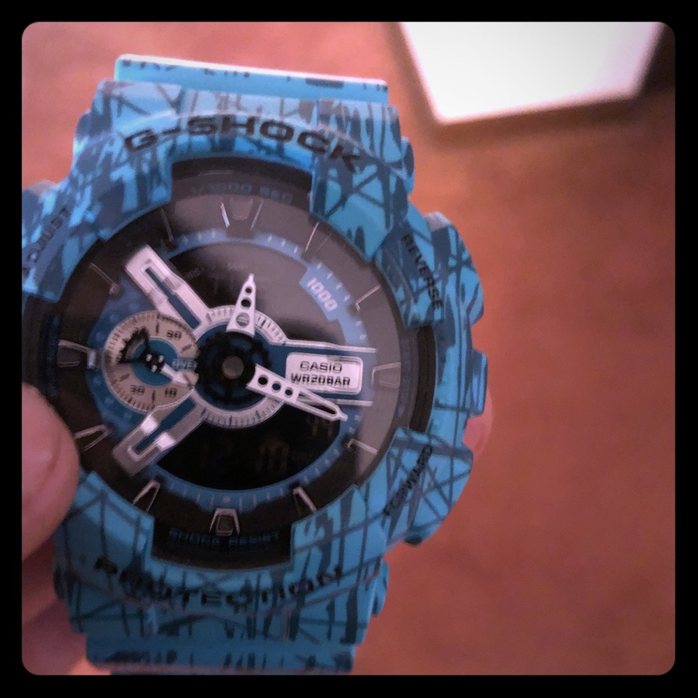 G-shock like new condition